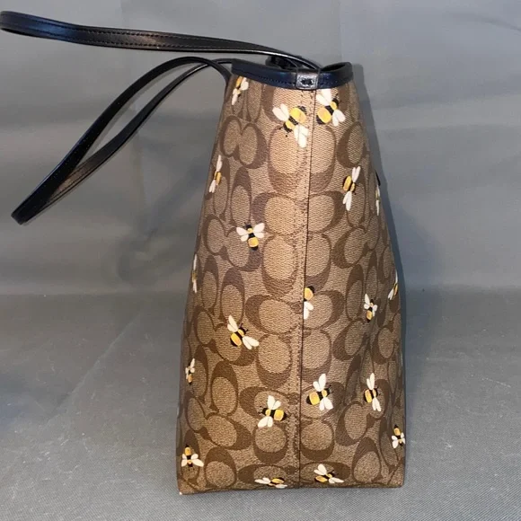Coach City Tote Signature Logo Canvas Large Tote with Bee Print Like New - Picture 3 of 14